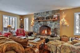 Great Eastern Slopeside Cabin - Image 2