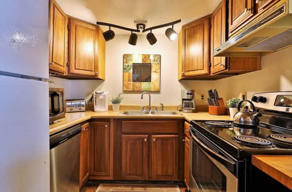 The Cabin at Killington: Left Unit - Image 3
