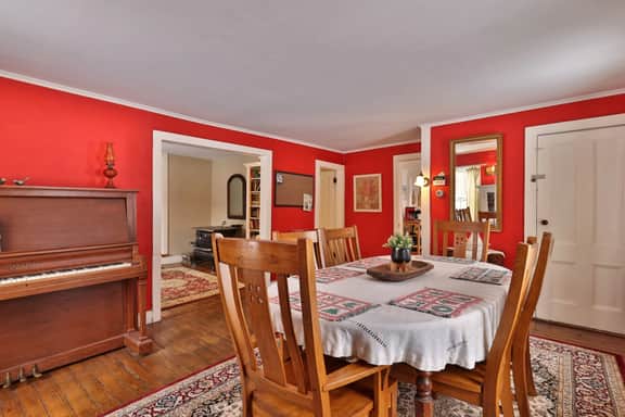 Chittenden Farmhouse - Image 2
