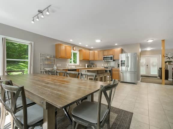 Killington Terrace Lodge: Upper Unit - Image 2