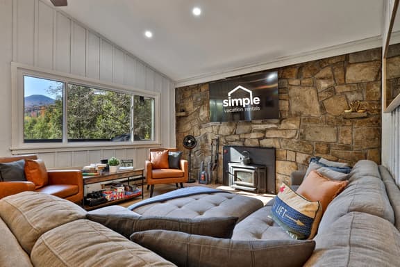 Roaring Bear Cabin - Image 1