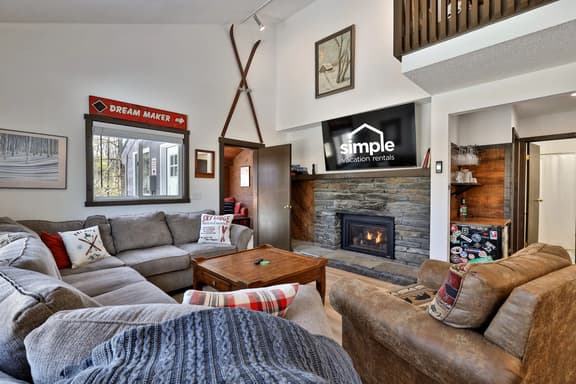 Liquid Lodge - Image 1